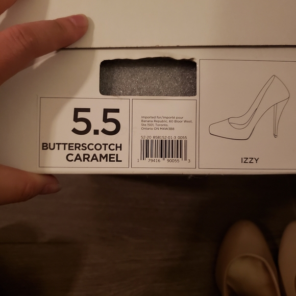 Banana Republic mad men heels - Picture 4 of 4